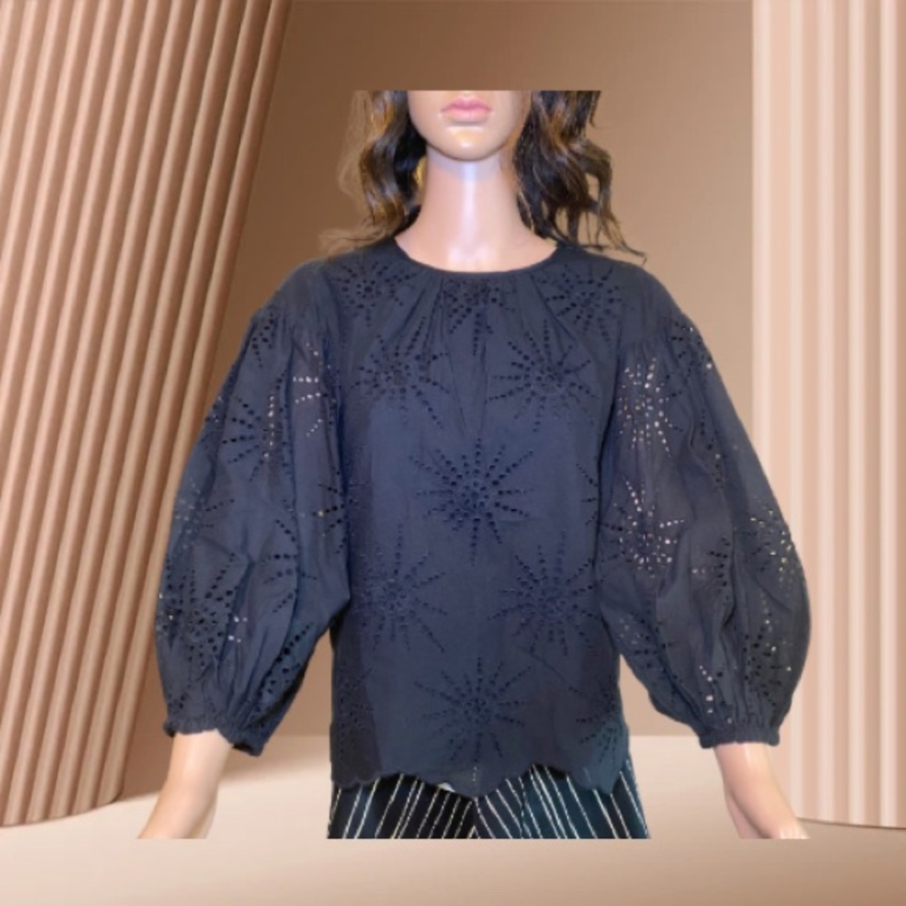 NWT. Kate Spade vintage top with eyelet lace.